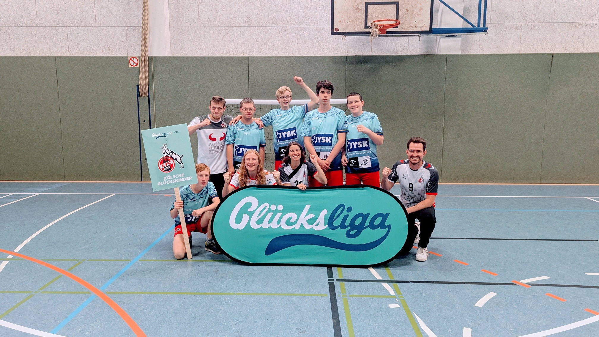 Kölsche Glückskinder mit Begeisterung beim Handballturnier der Glücksliga